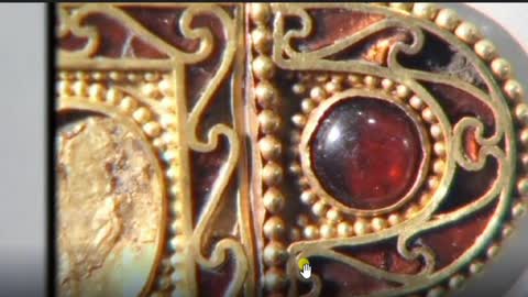 신라新羅 황금보검黃金寶劍 구라 (1080p)