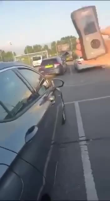 5G is a weapon that can kill people and cause numerous health problems...........