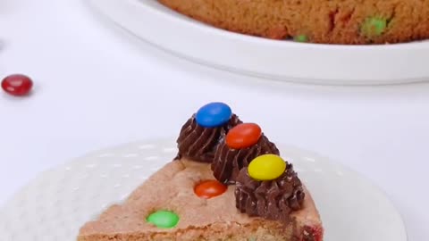 M&M Candy Making Chocolate Dessert (2)