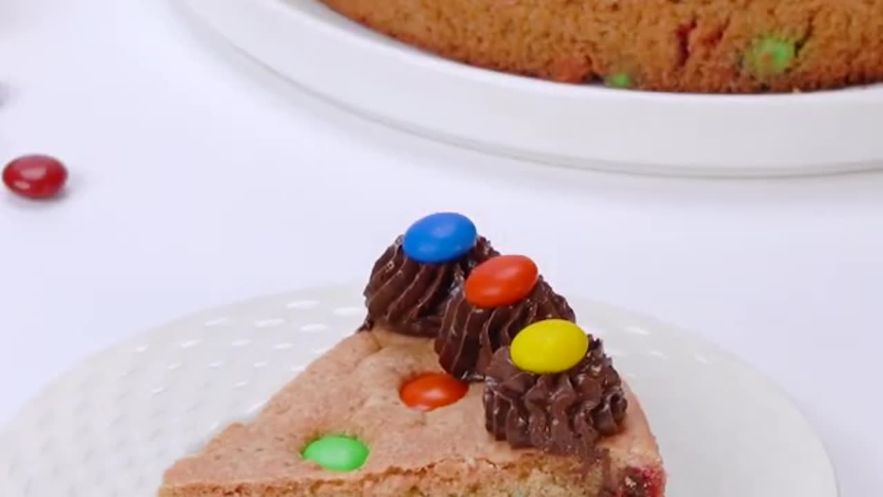 M&M Candy Making Chocolate Dessert (2)