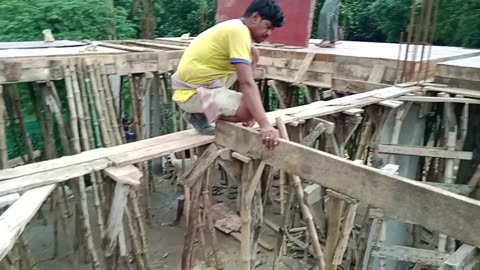 Building Roof Construction Techniques and Beam&Slab Centring work