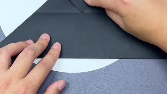 Make a flying bat out of paper