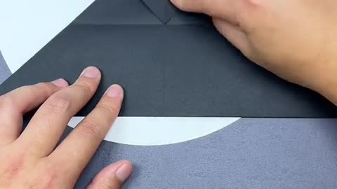 Make a flying bat out of paper