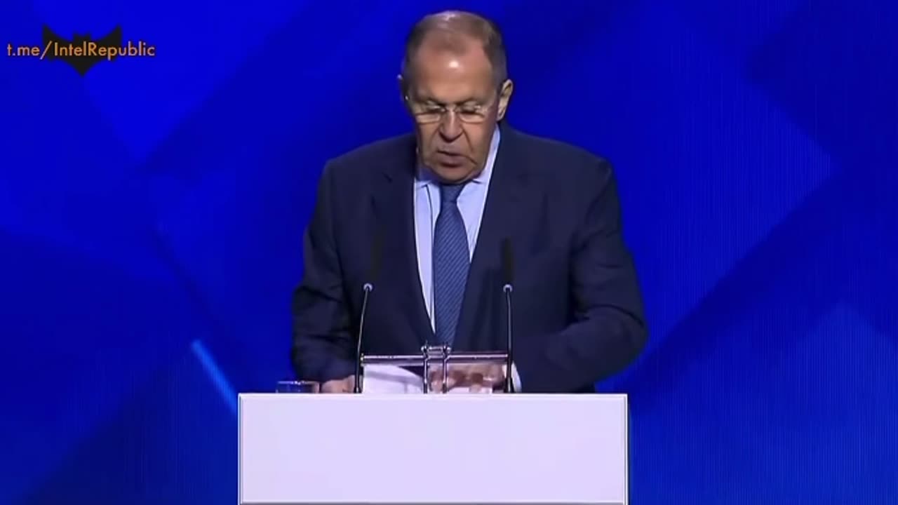 Lavrov calls Zelenskyy a Schizophrenic