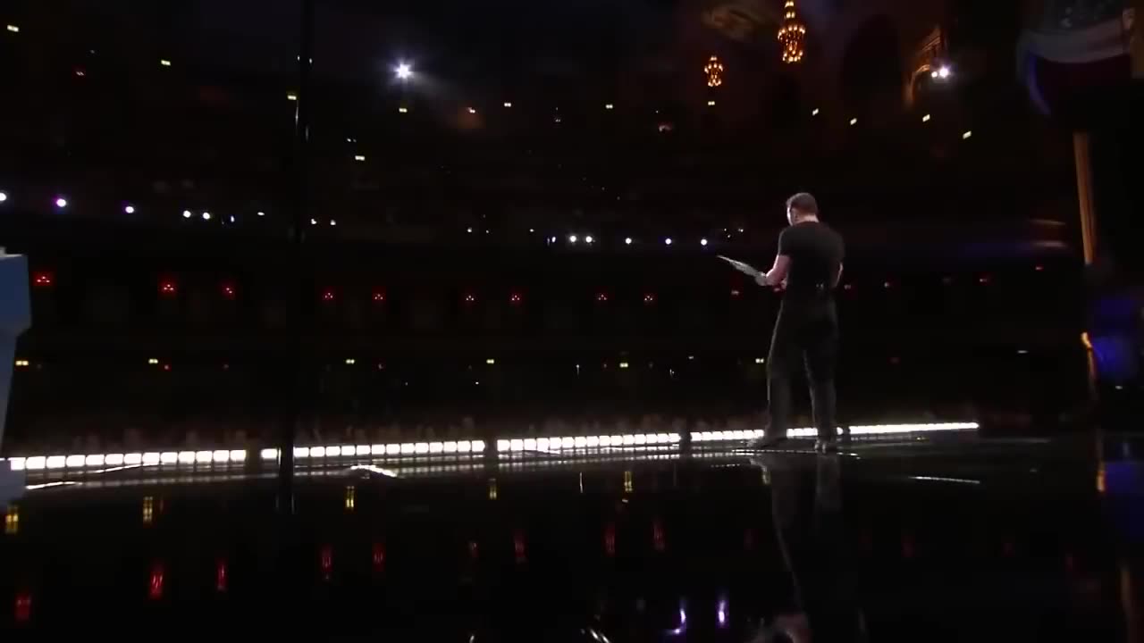 Ricky Gervais - STAND UP in Chicago