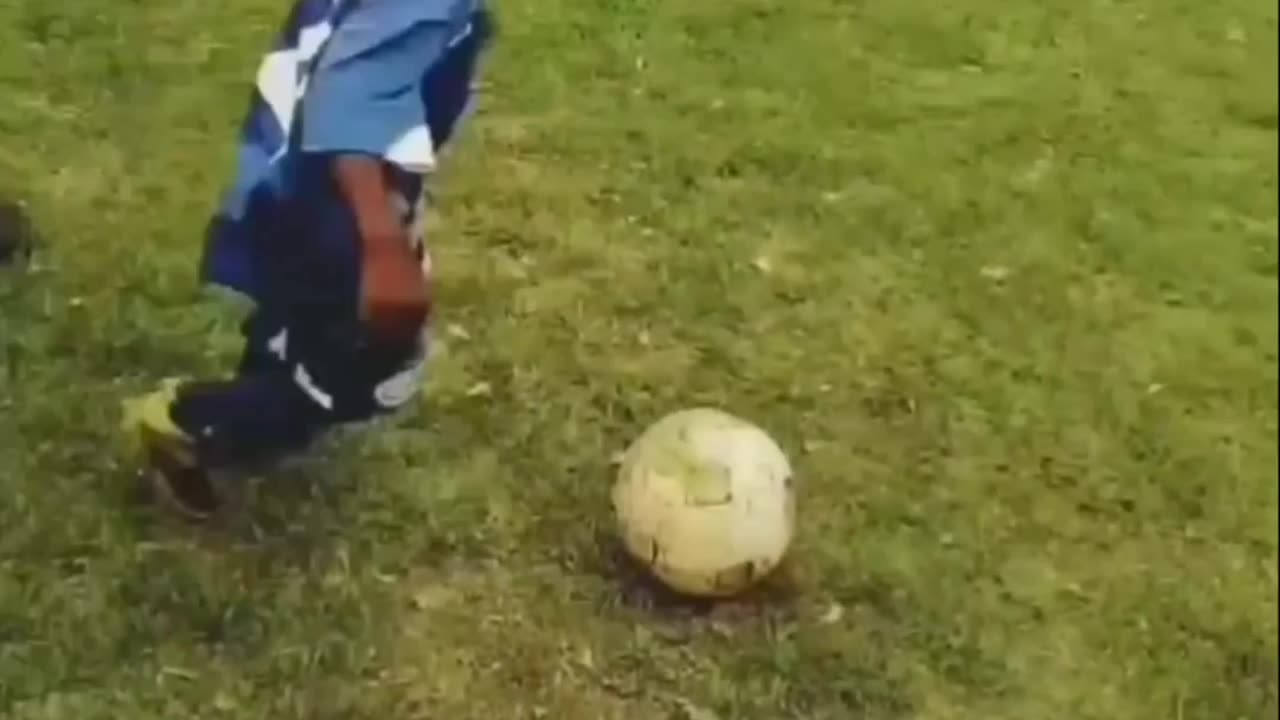 5yr old South African Maradona