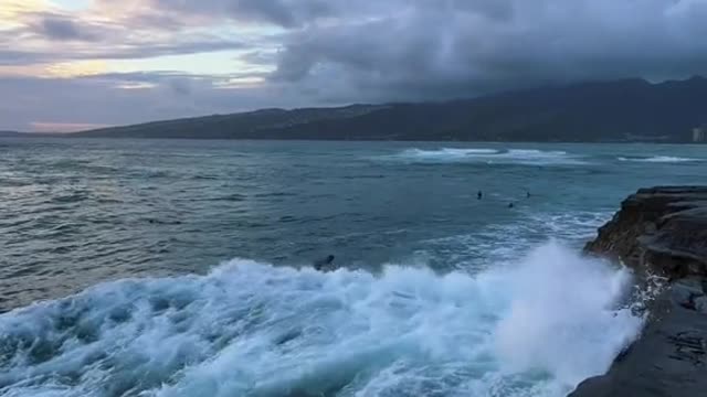China Walls HAWAII