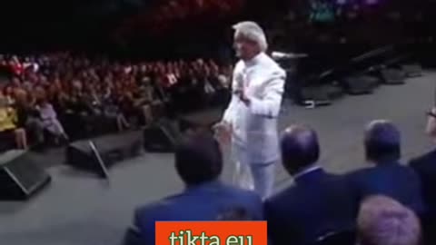 Benny Hinn | My 13 millionaire Cousins that hate preachers ?