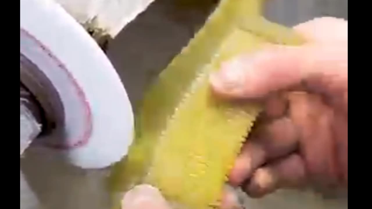 How it is made: Natural Horn Combs Manufacturing Processes