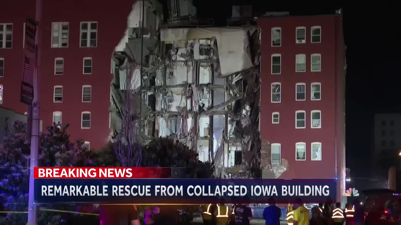 Women found alive in partially collapsed low building 24 hours later😲