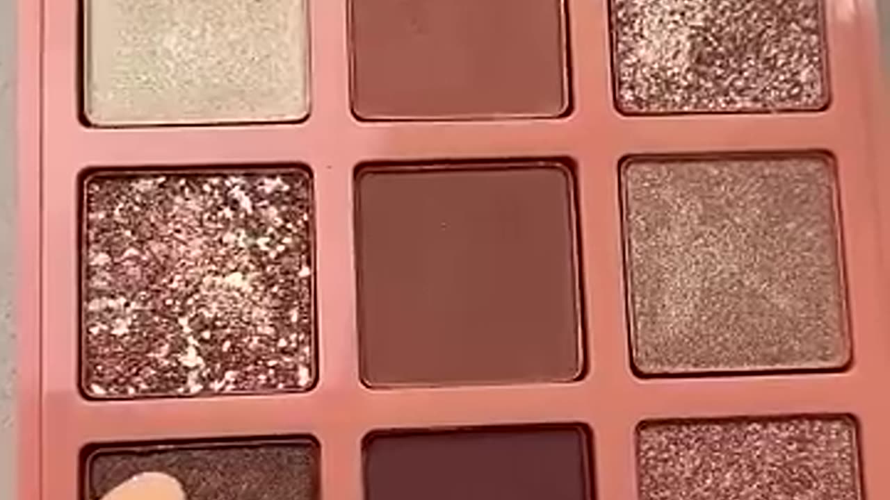 Beautiful eyes makeup