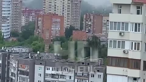 Urgent: heavy bombing in Donetsk today.