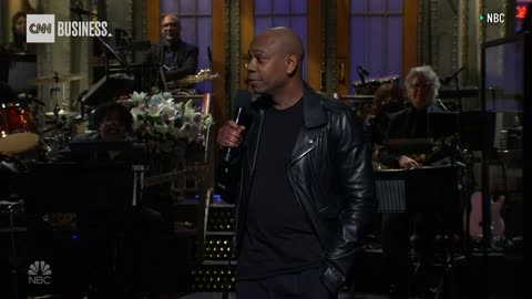 Dave Chappelle talks Kanye in 'SNL' monologue