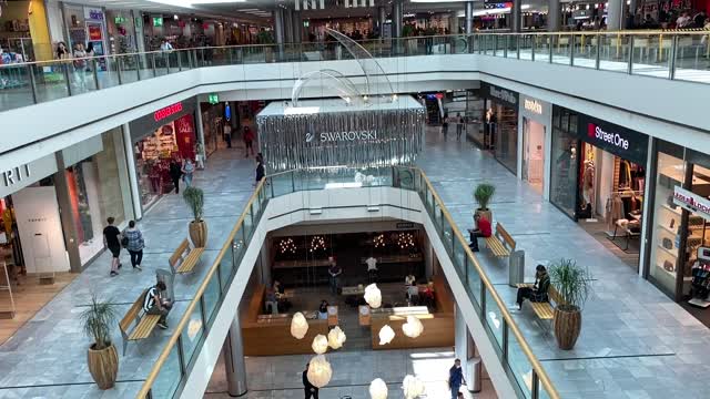 zurich shopping mall ..................