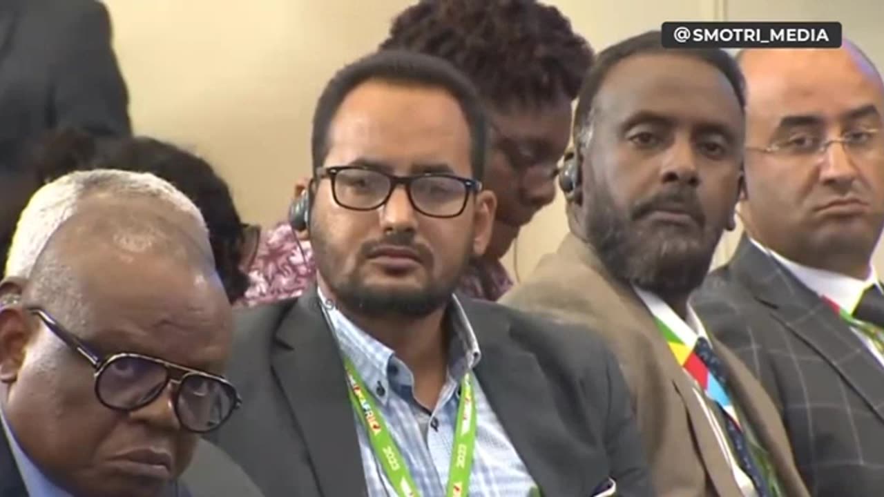 Sotilaamme puolustavat kaikkien ihmisten oikeutta olla vapaita henkensä kanssa." - Maria Zakharova