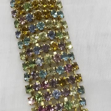 Swarovski Crystal 18KGP Choker Necklace. Made with Swarovski Crystal