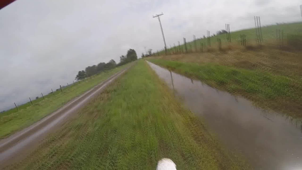 Yamaha xtz 125 standard in the Mud