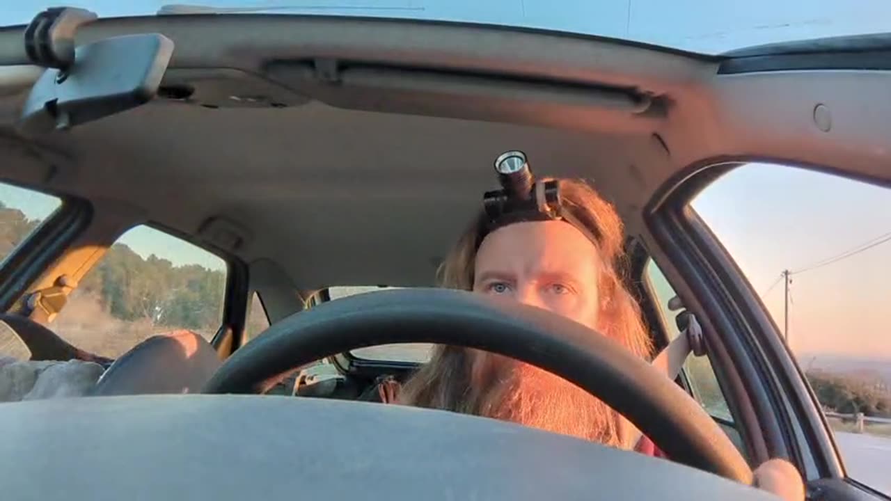 2023-02-17 (7) - Dans la spirale du local - Twitch Decheterie