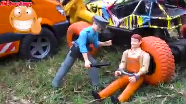 Police chase bad guy