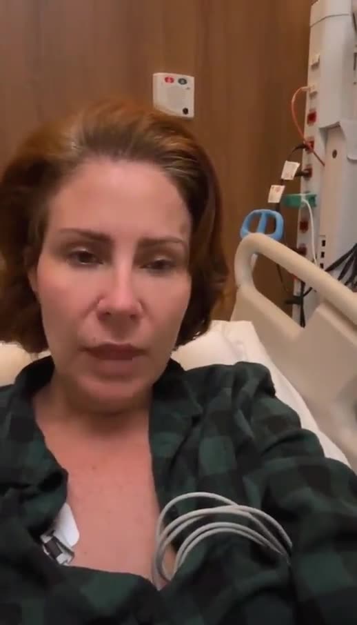 Carla Zambelli diz estar internada em UTI após “mal-estar súbito”