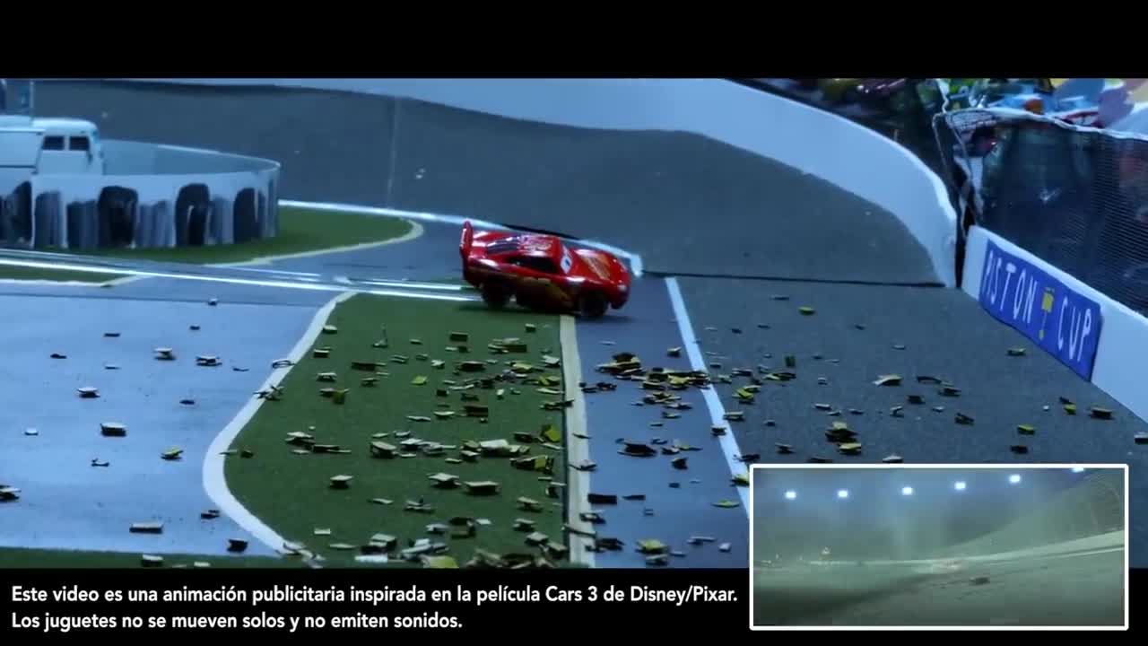 Recreando la escena del accidente de Rayo McQueen | Pixar Cars