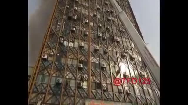 Video shows how firefighters trying to escape blaze in Plasco building