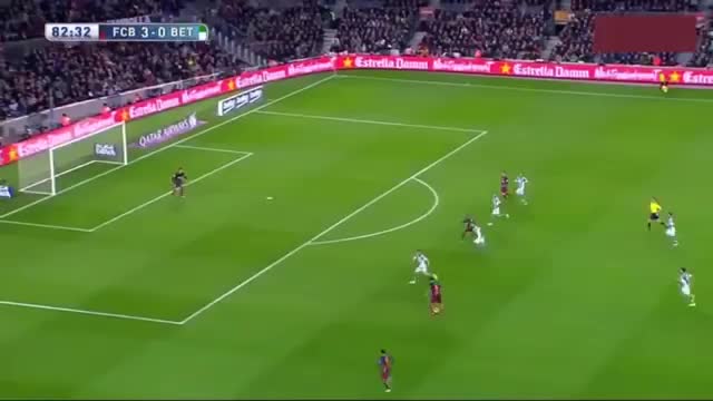 VIDEO: Neymar amazing assist fort Suarez