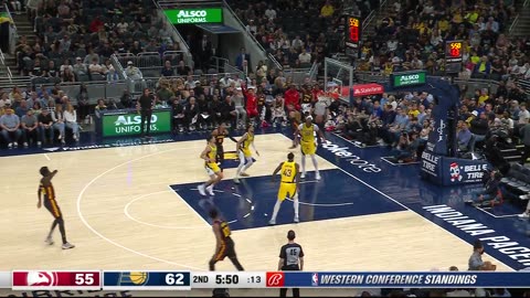 Young's No-Look Dimes to Gueye! Hawks Soar