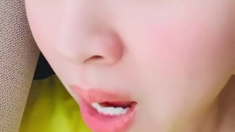 Có sống thời Hồ Chí Minh không mà yêu HCM?