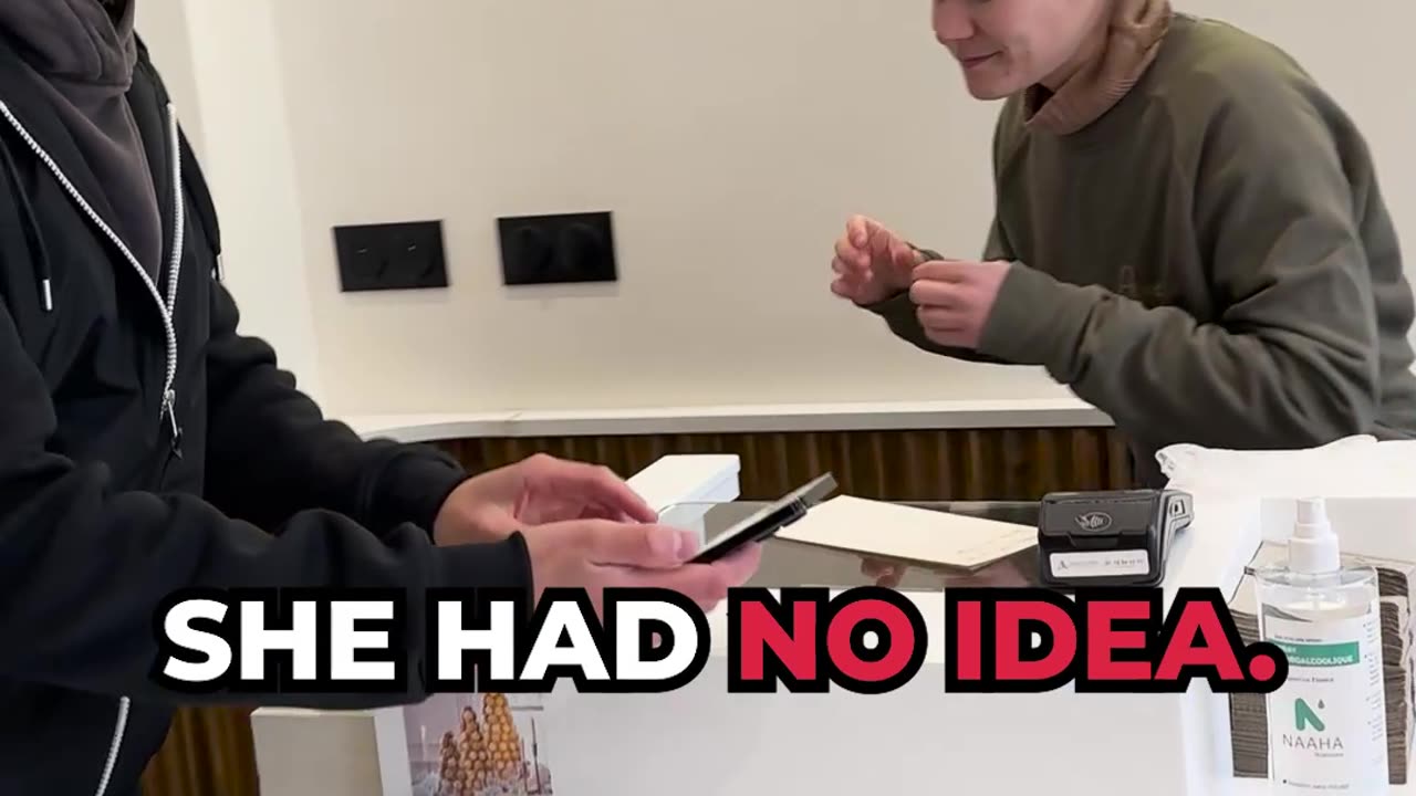 Popelini's missing out on TikTok love – watch me break the news! 💔📣