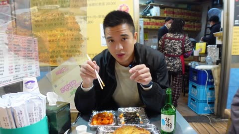 If you're traveling to South Korea, here's what you should eat.