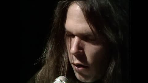 Neil Young - Heart of Gold (Live) [Harvest 50th Anniversary Edition] (Official Music Video)