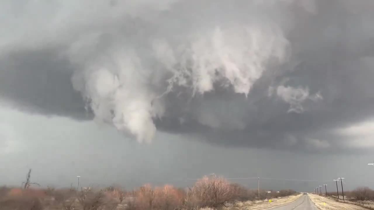 Extremely strange events have been happening in the sky.