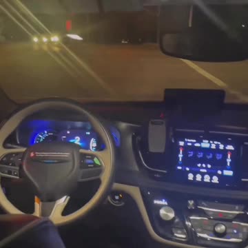 Driverless Taxi Service in Phoenix, AZ