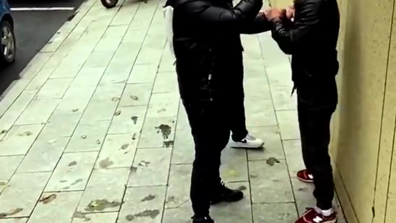 Chinese kung fu, actual street fighting, please do not imitate dangerous moves.