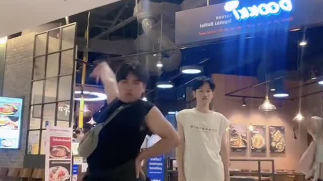 ก็ Dancer ทั้งแก๊งค์อะเนาะ 😮💨😎