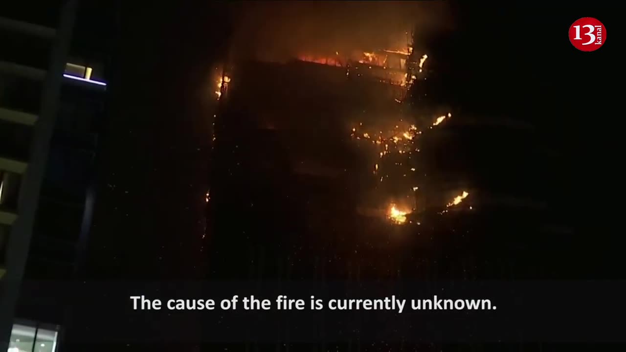 Fire breaks out in Hong Kong skyscraper construction site