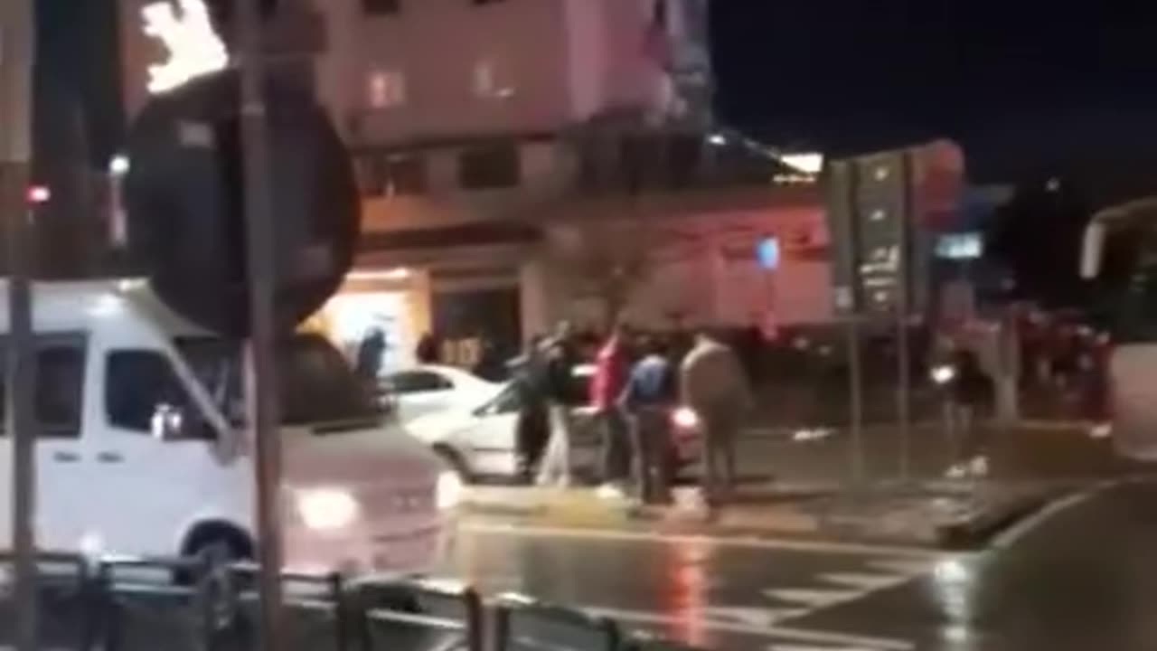 1-Autobusi ne flake/ Elbasan