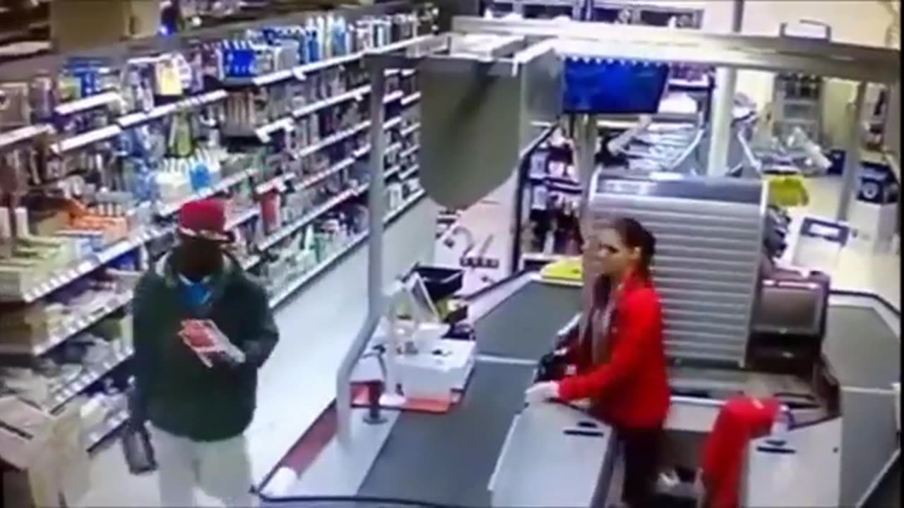 Girl Angry At Getting Robbed By Immigrants FIGHTS BACK!