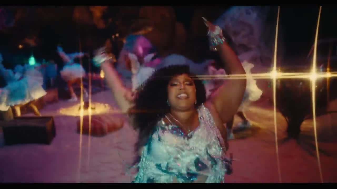 Lizzo - 2 Be Loved (Am I Ready) [Official Video]