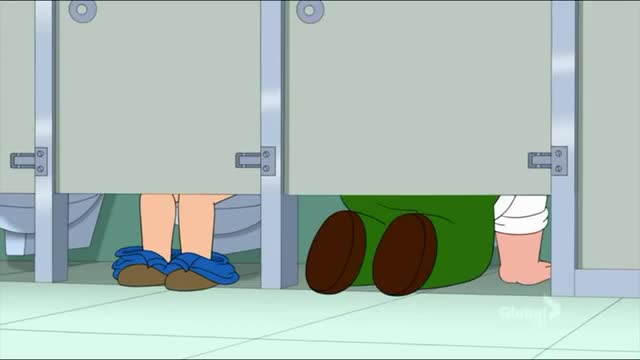 Peter Drops His Phone In The Toilet - Family Guy