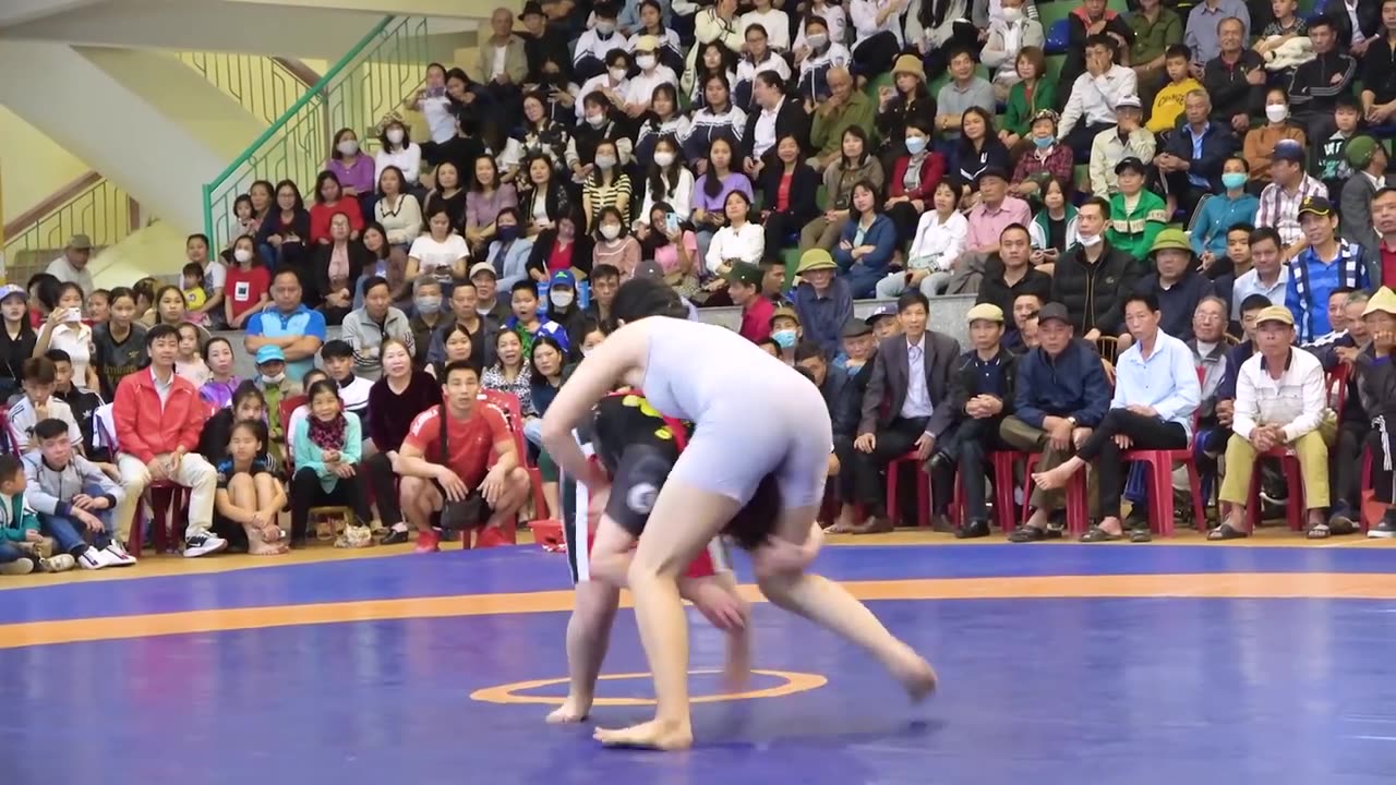 Vietnam Women Wrestling