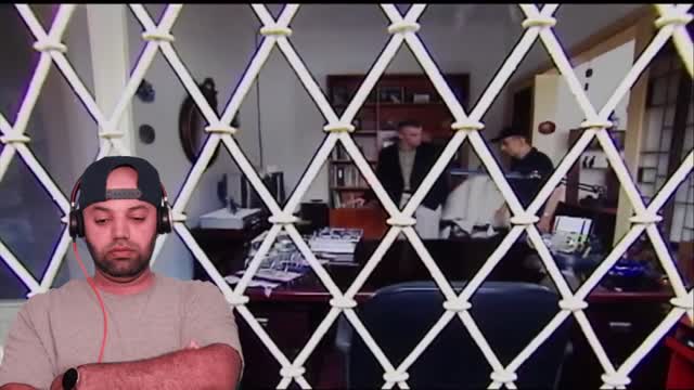Inside the Indonesian House Where Obama Raised - Reactions ( BEST REACTION )