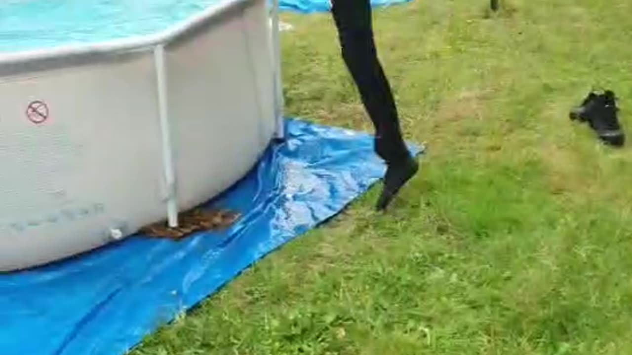 W WE LIT JUMPING IN THE POOL
