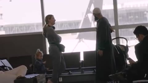 Muslim Praying in Airport Social Experiment!