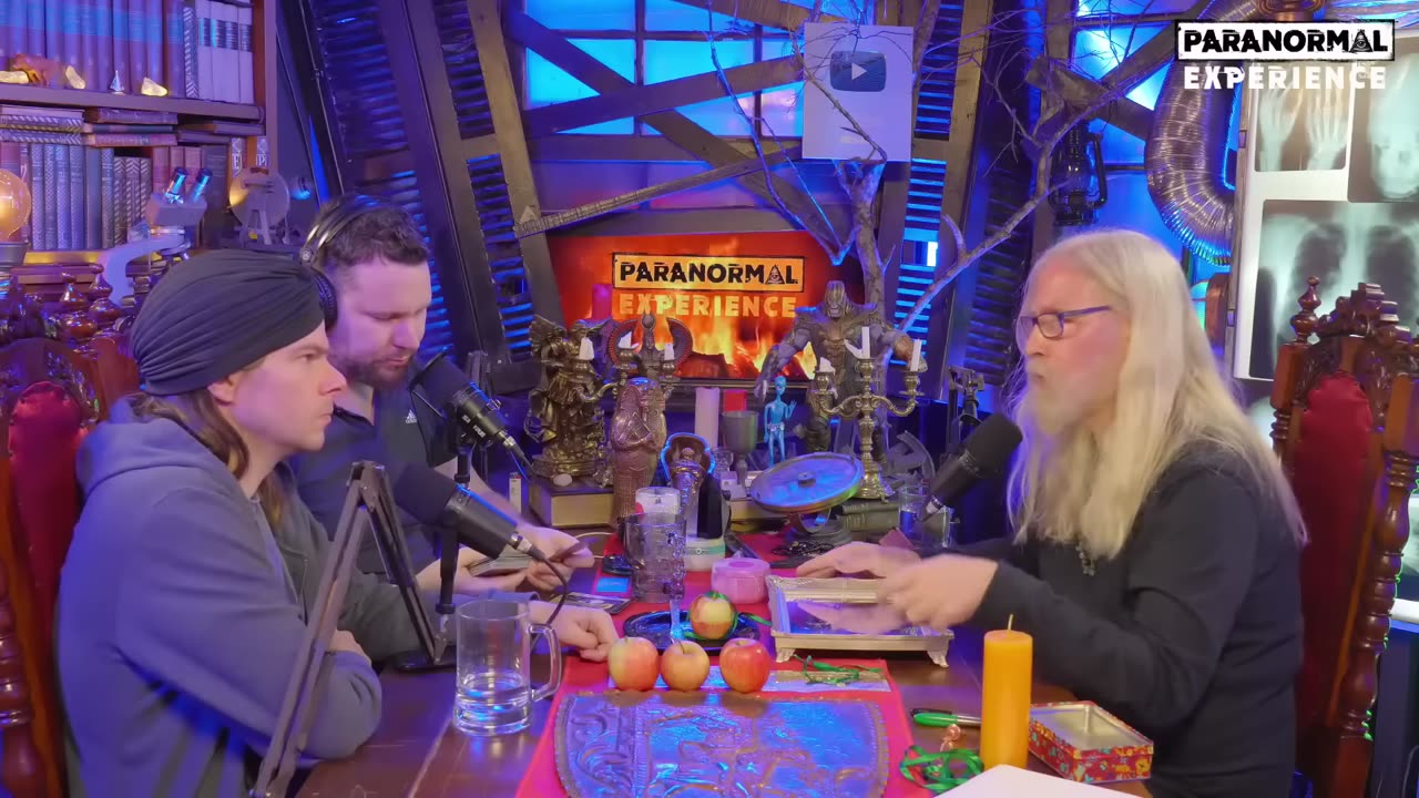 COMO FAZER MAGIA USANDO ESPELHOS