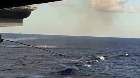 Caça Russo Sukhoi Su-33 caiu no mar em 2016 e Decolagem de Antonov An-2 (EW-314AB)