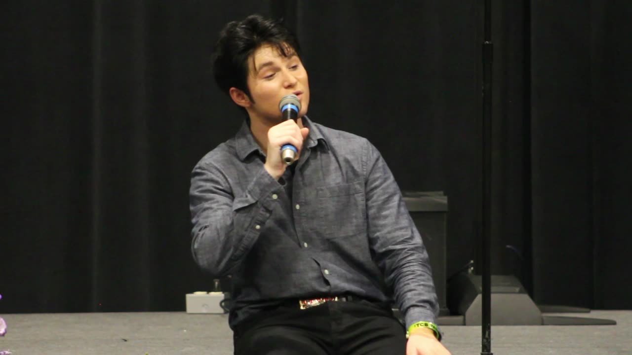 Nevan Castaneda sings Elvis Presley's Memories Elvis Week 2022