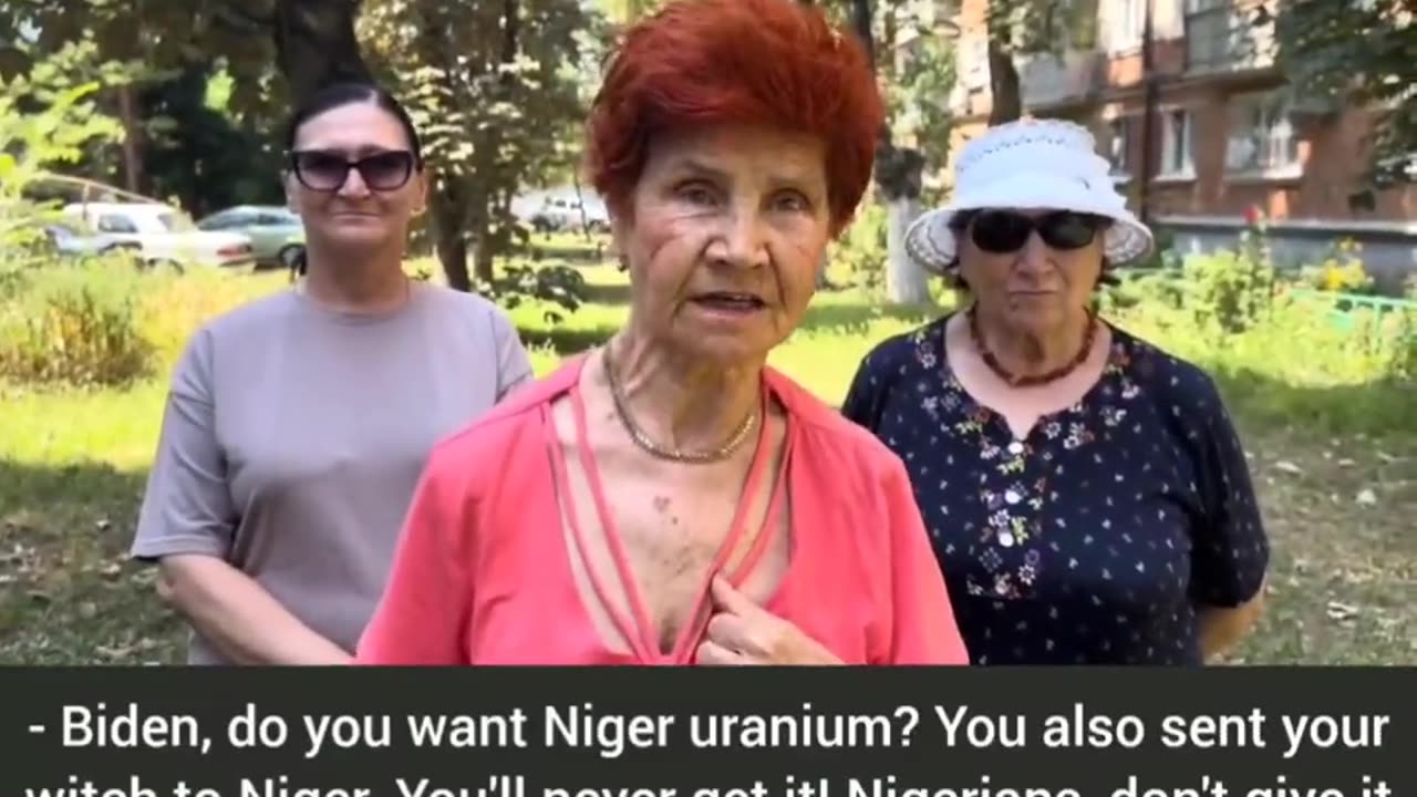 Russian women tell the people of Niger to rise up against America.