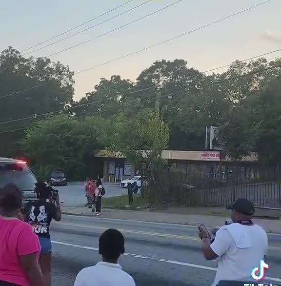 Atlanta Locals Greeted Trump Motorcade With An Ambulance